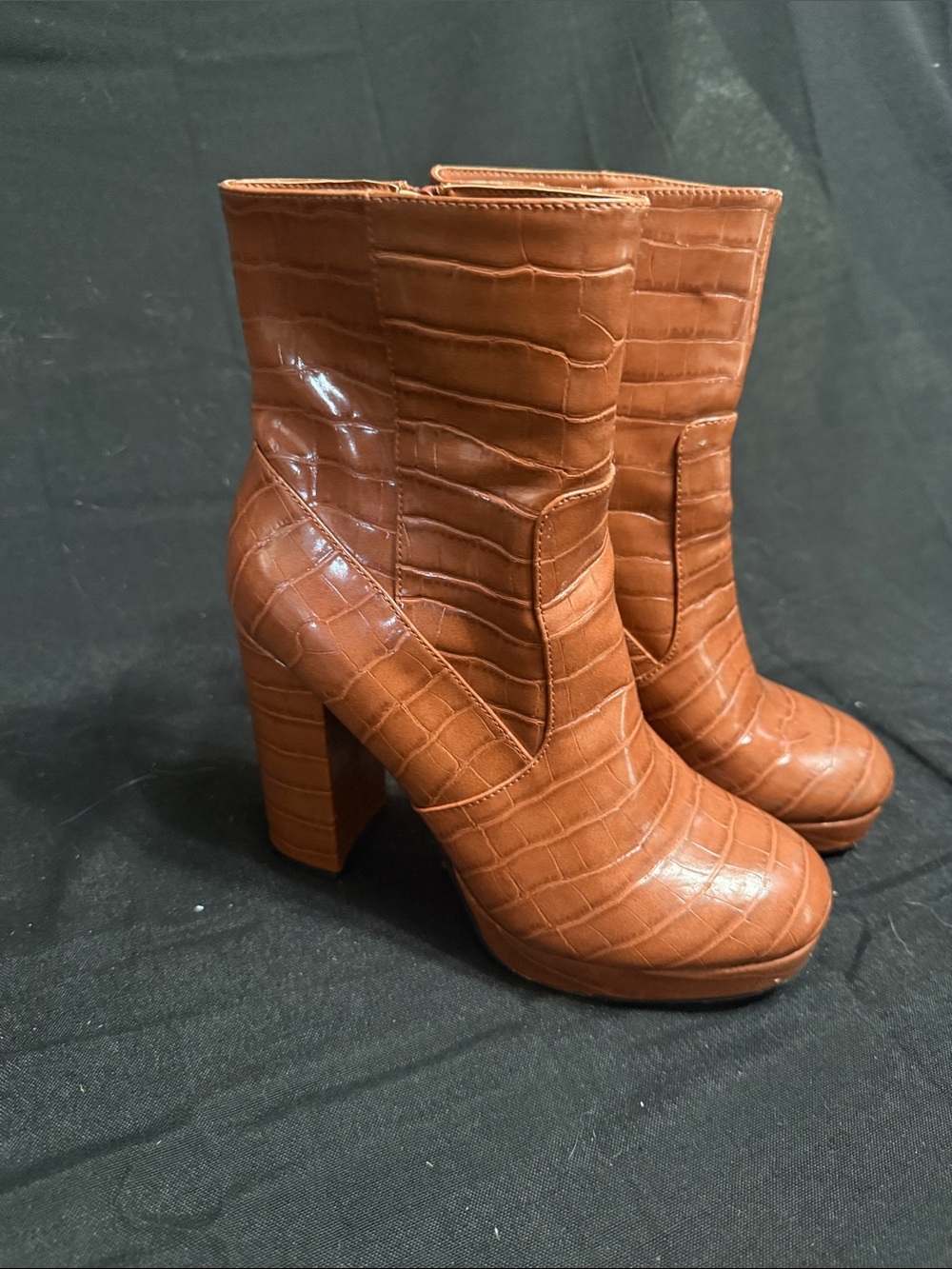 Forever 21 Croc-Embossed Chunky Heel Ankle Boots - Tan